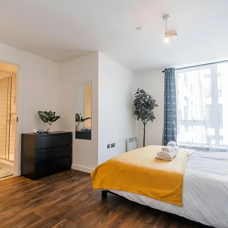 Apartment Contemporary 2 Bedroom - Centre - Digbeth Bullring Birmingham