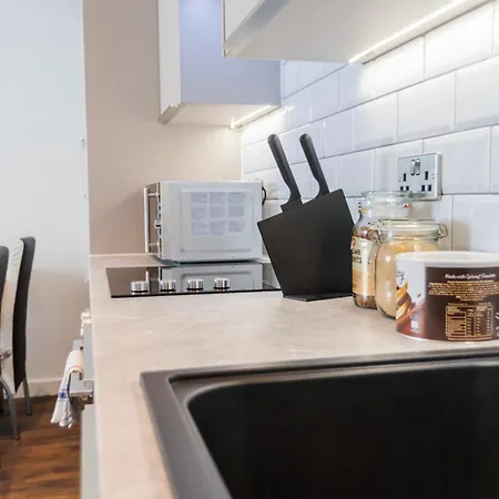 Apartment Contemporary 2 Bedroom - Centre - Digbeth Bullring *