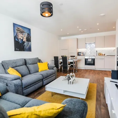 Contemporary 2 Bedroom - Centre - Digbeth Bullring