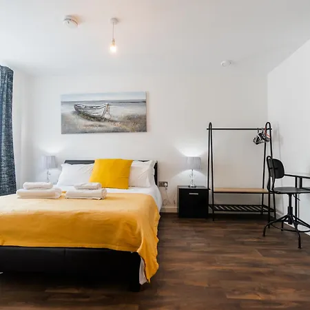 Contemporary 2 Bedroom - Centre - Digbeth Bullring