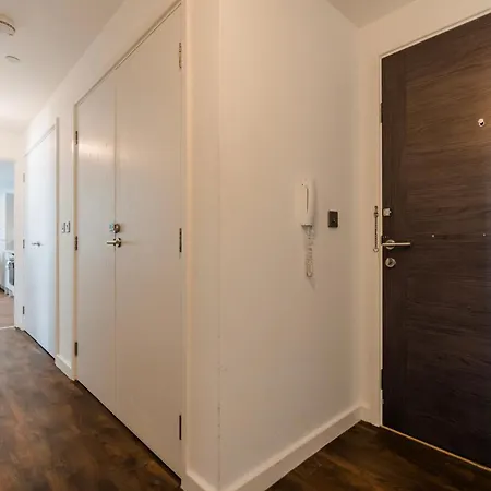 Apartamento Contemporary 2 Bedroom - Centre - Digbeth Bullring Birmingam